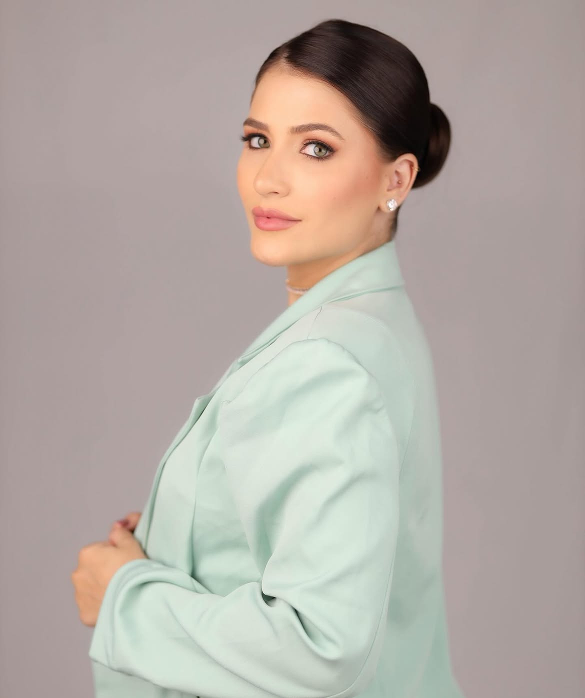 Jhúlia Lazzeris Especialista